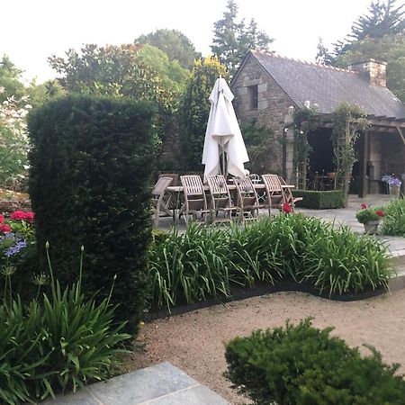 Manoir Des Bords De Rance Bed & Breakfast Plouer-sur-Rance Bagian luar foto