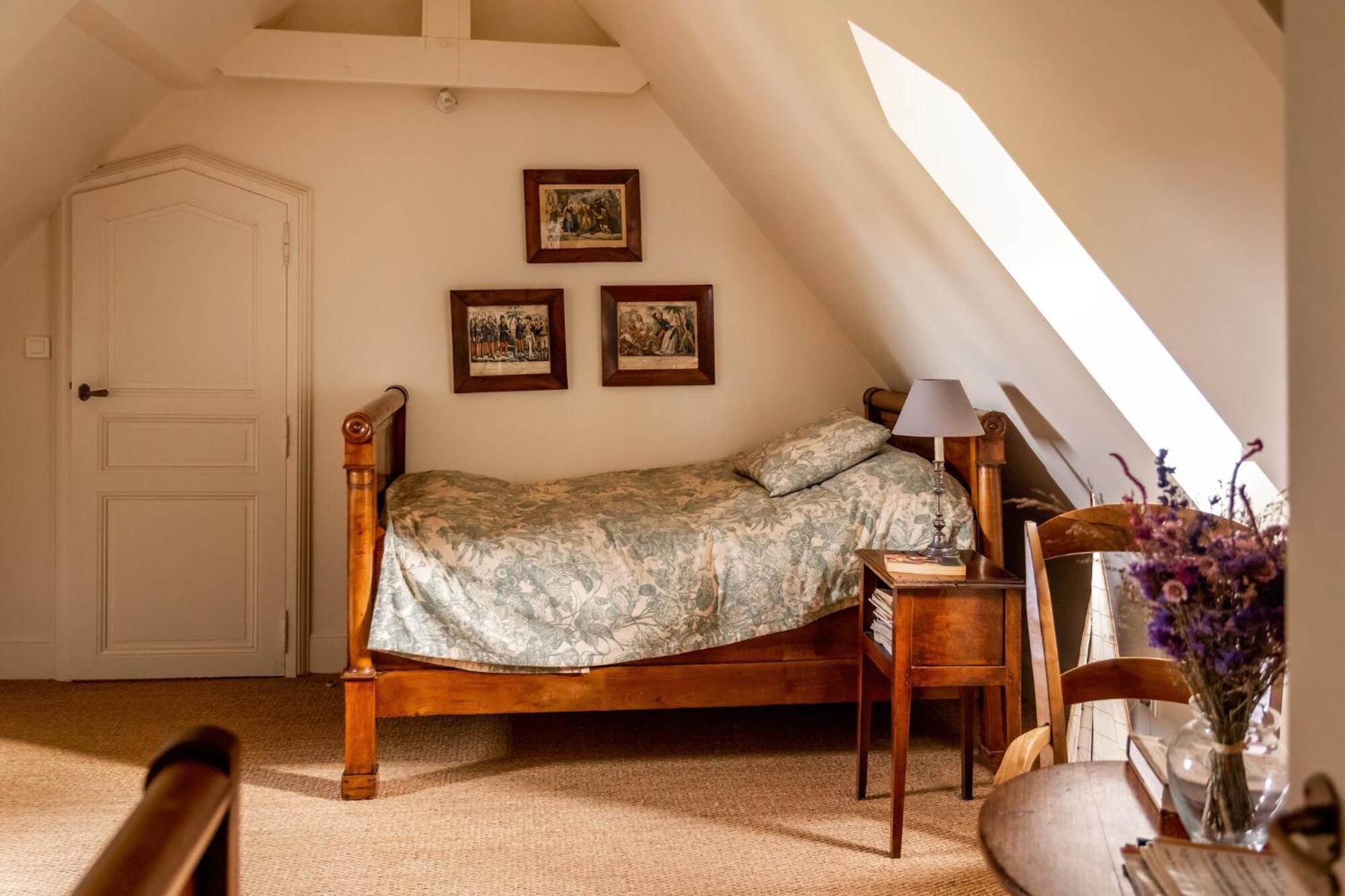 Manoir Des Bords De Rance Bed & Breakfast Plouer-sur-Rance Bagian luar foto